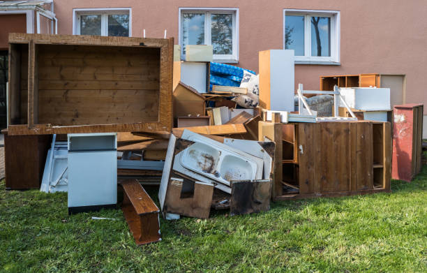 Best Yard Cleanup Services  in Cresco, IA